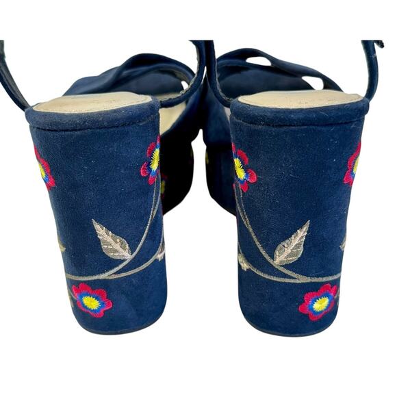 M.I.A. ZOEY Floral Embroidered Navy Blue Platform Slingback Chunky Sandals Sz 8 - Picture 5 of 11